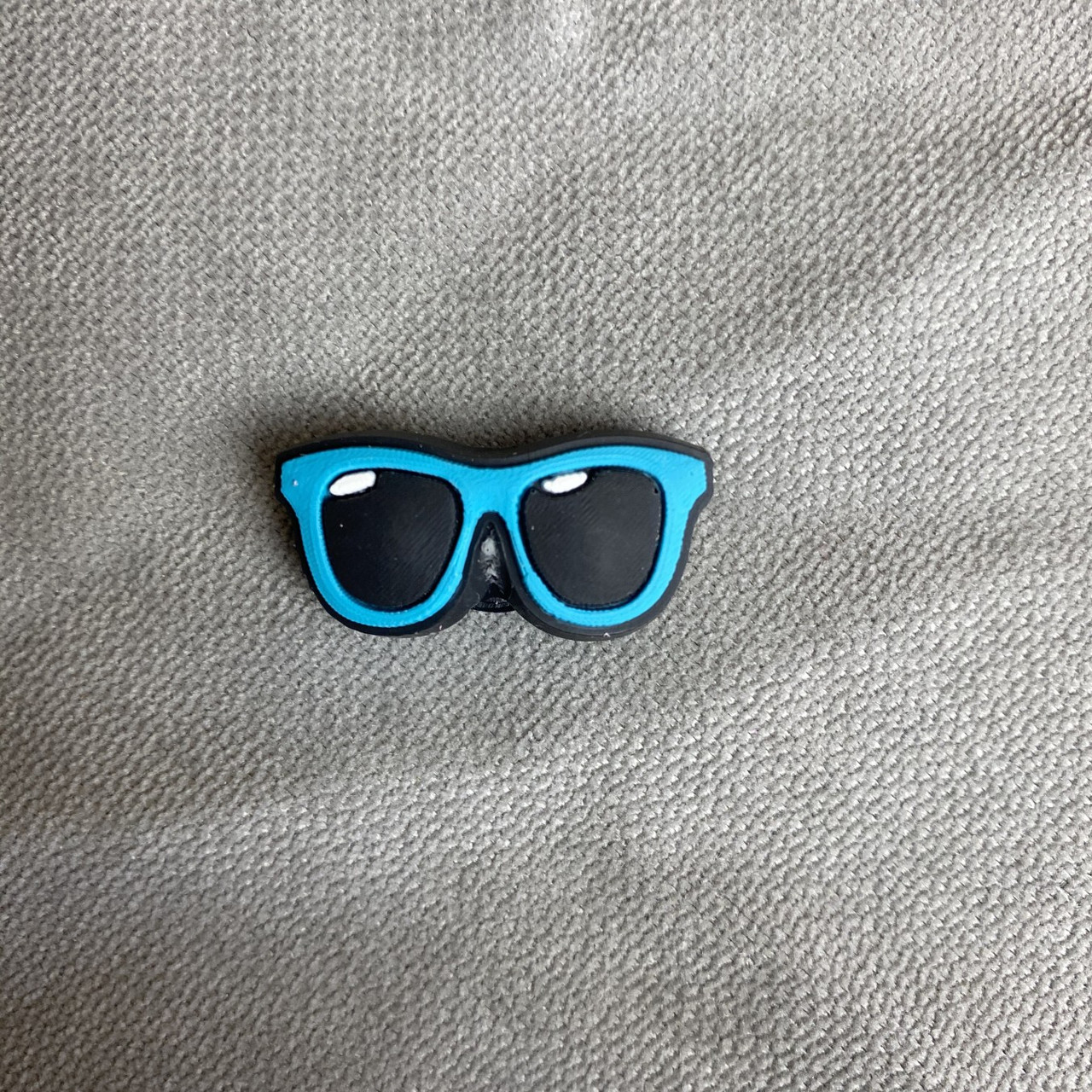 Джибітси прикраси для взуття кроксів сабо JIBBITZ Sunglasses Сонцезахисні окуляри № 85