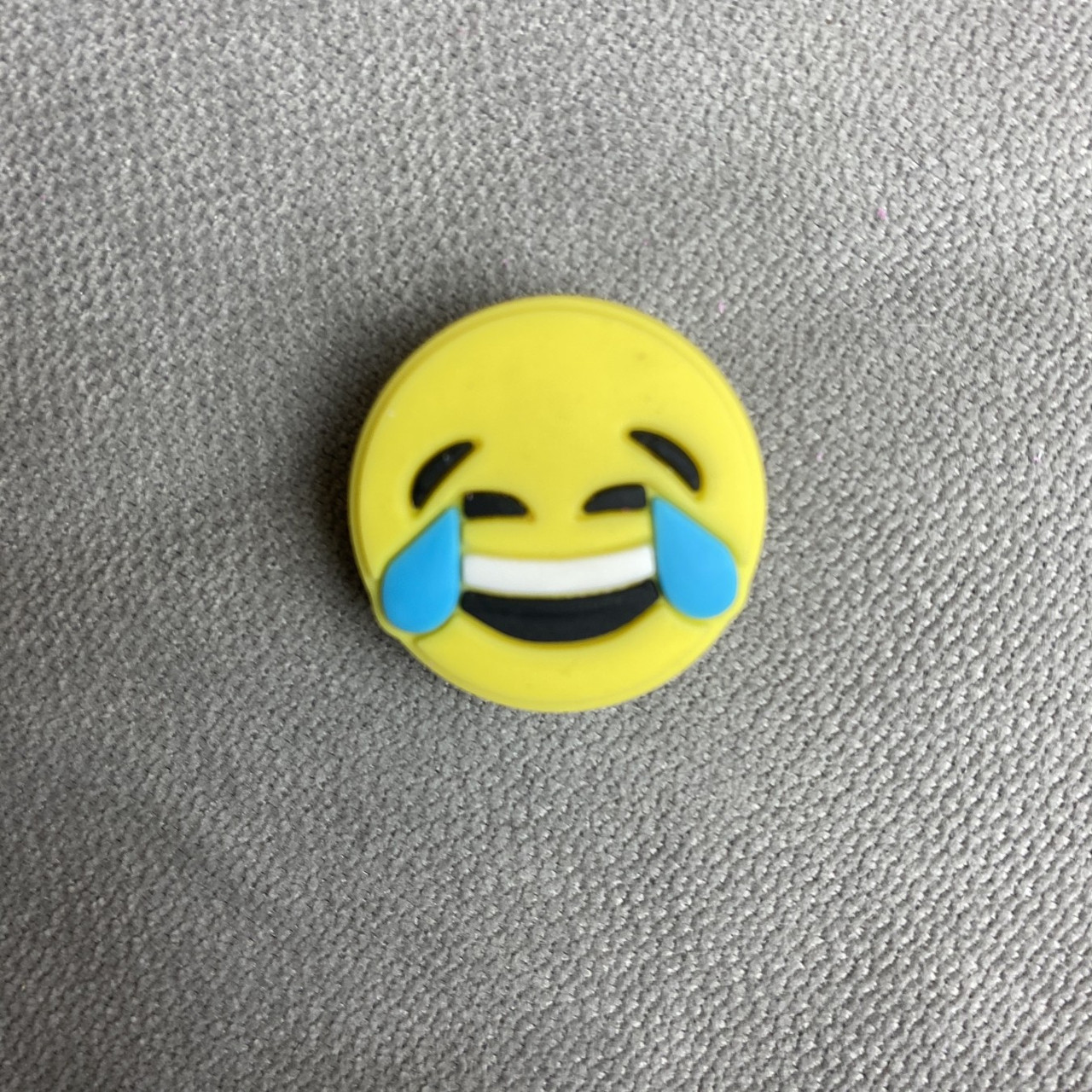 Джибітси прикраси для взуття кроксів сабо JIBBITZ Smiley Tears of Joy Смайл Сльози Радості № 80
