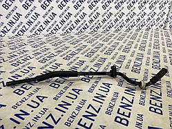 Трубка вентиляційна Mercedes W221, C216 A2214760401