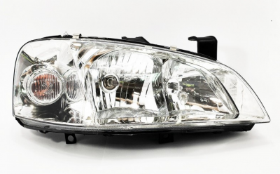 Фара передня права Чері Амулет А15 / Chery A15 Amulet A15-3772020BA