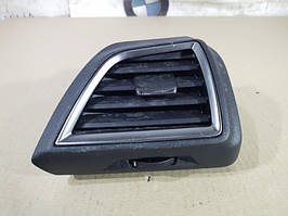 Дефлектор повітроводу Subaru Impreza прав. (б/у)