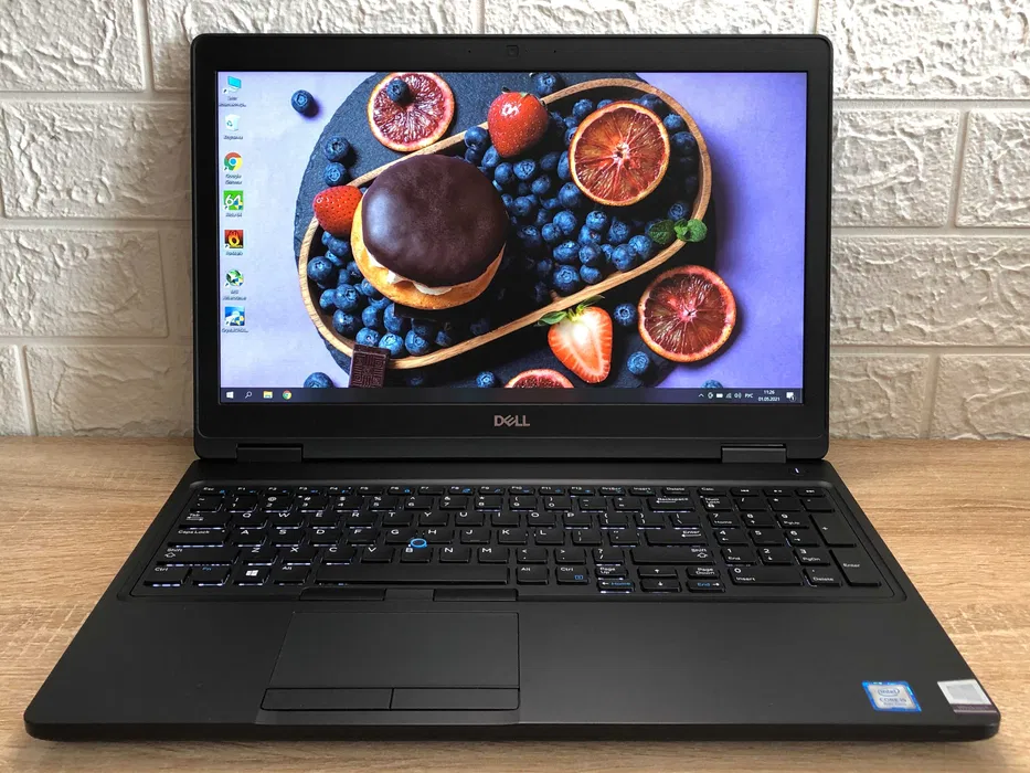 Потужний Ноутбук Dell Latitude 5590 i5 - 8 покоління IPS FullHD SSD DDR4, фото 1