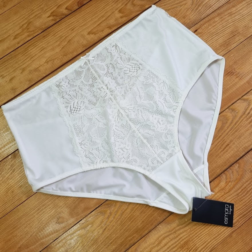 Батальні жіночі трусики, розмір XL/XXL, колір молочний