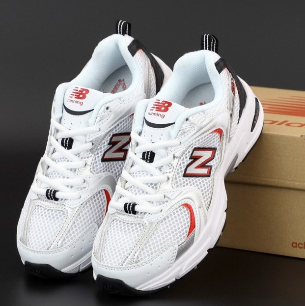Жіночі кросівки New Balance 530 White повсякденні весна осінь. Живе фото. топ