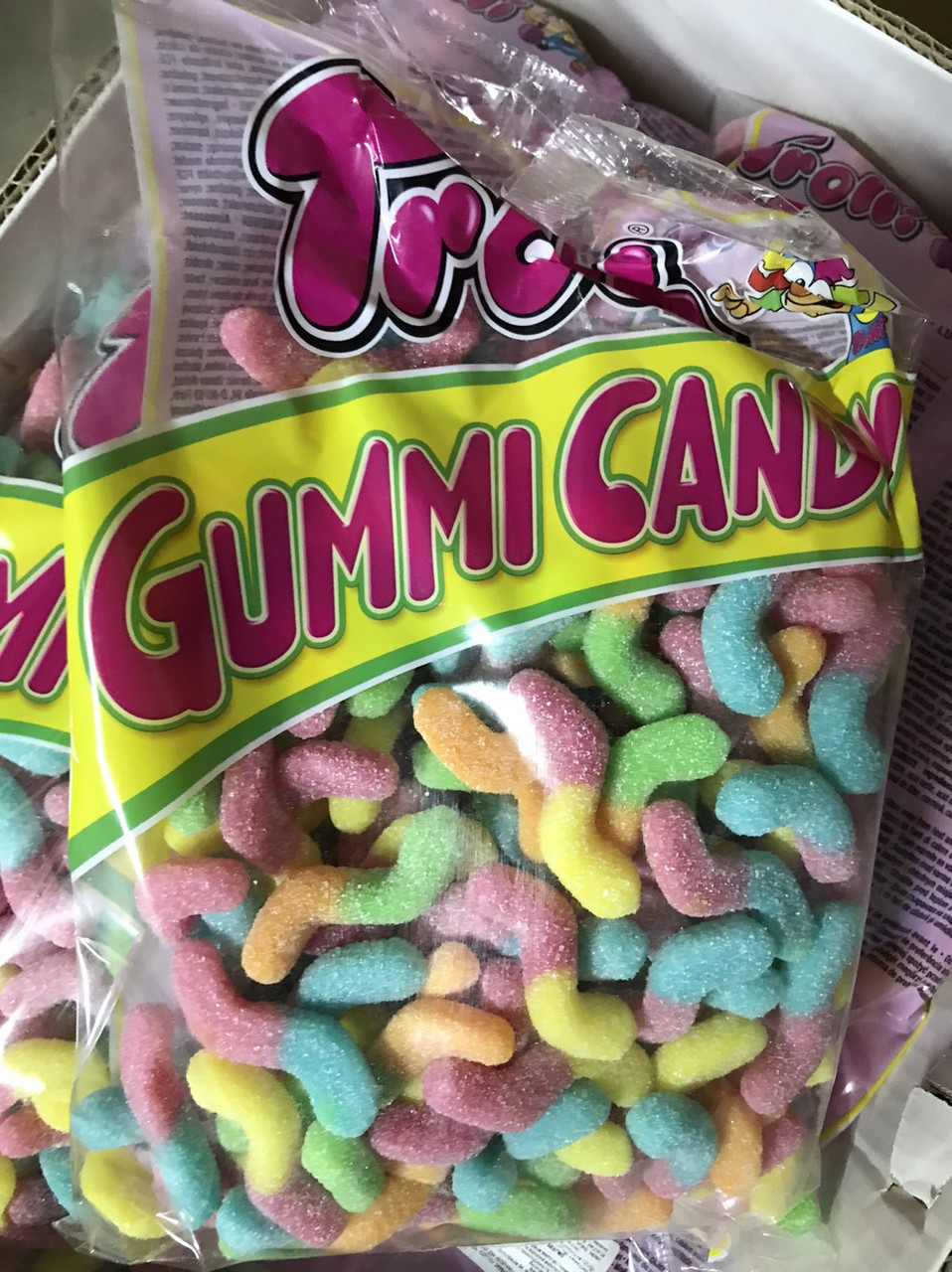 Желейные конфеты Trolli Gummi Candy Glowworms Червячки в кислой посыпке 1000 г Германия - фото 3 - id-p1406837246