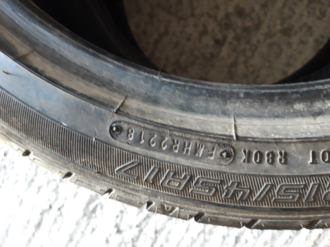 Пара літніх шин 215/45/17 Falken Sincera