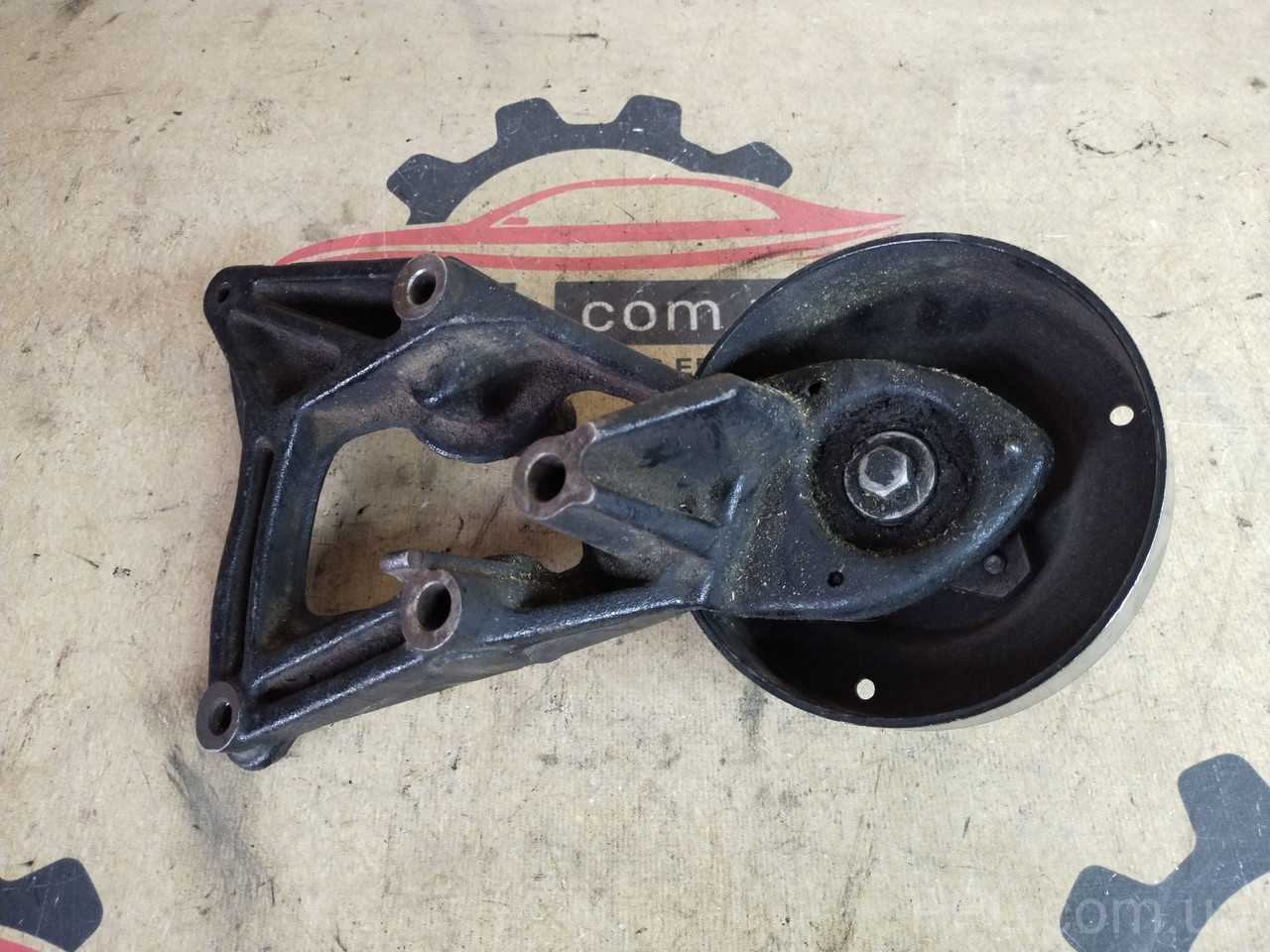 Volkswagen Crafter 2.5 TDI 2006-2016 кронштейн натяжителя ремня ...