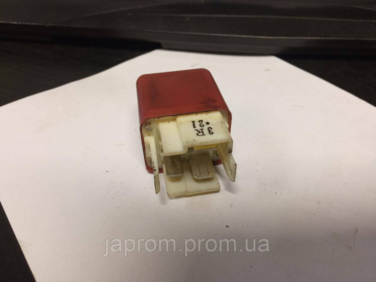 Купить Реле бензонасоса Mazda 323 BA Мазда 1994-1997г.в. Denso ...