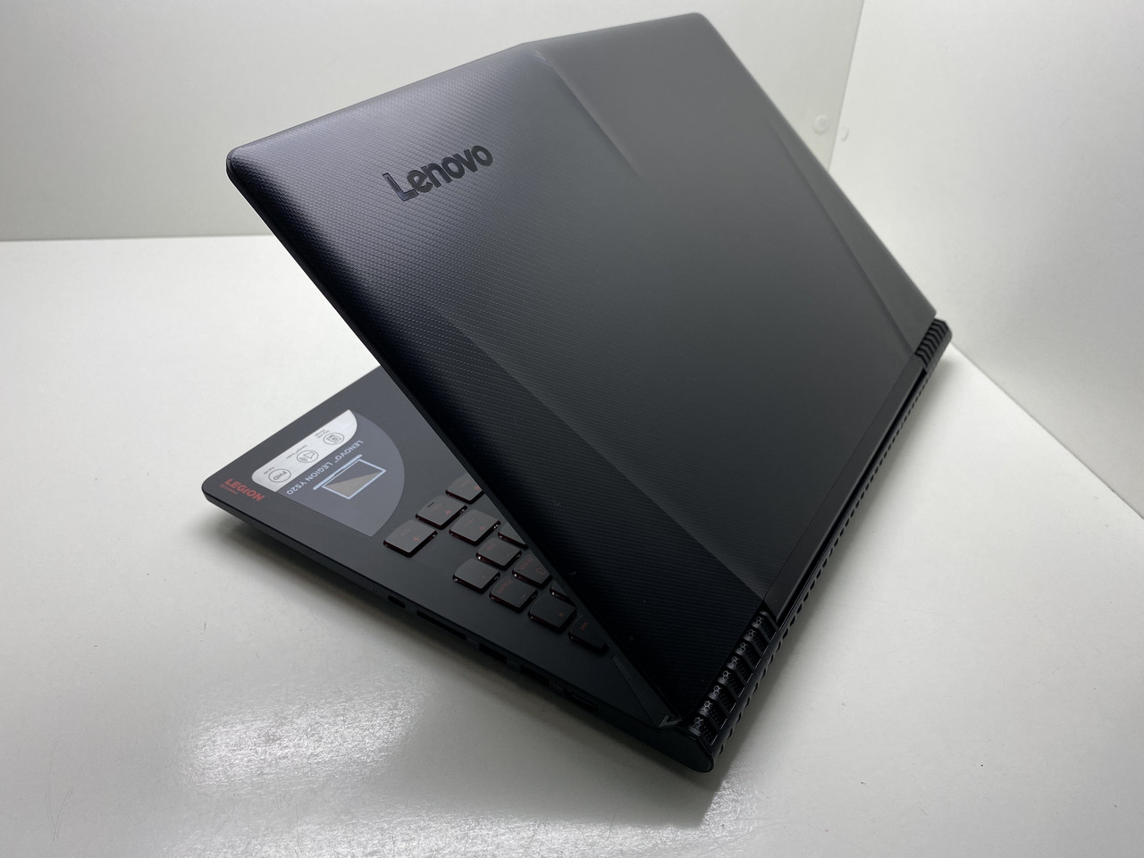 Ігровий Ноутбук Lenovo Legion Y520-15IKBN