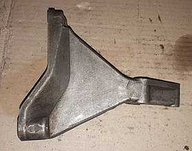 Кронштейн кріплення задньої подушки Chery Amulet Чері Амулет