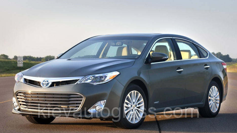 Лобове скло на Toyota Avalon 2013-18 р.в.