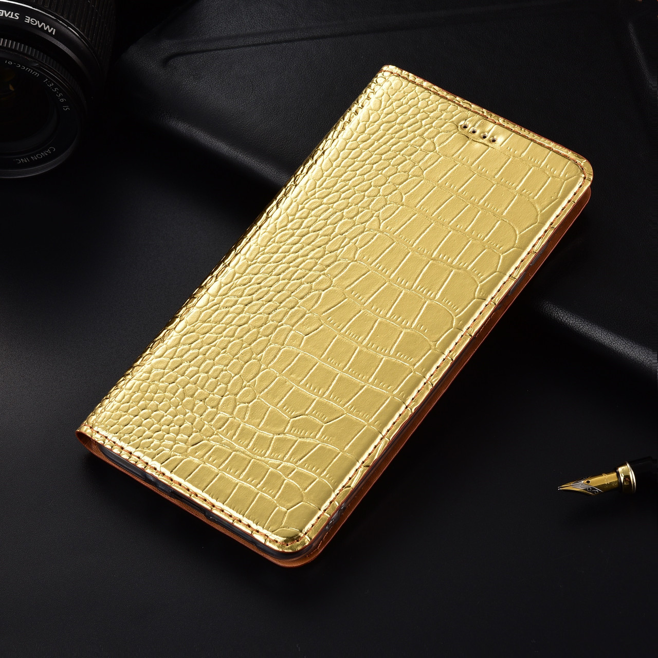 Шкіряний чохол книжка протиударний магнітний вологостійкий для Samsung A7 (2015) A700 "GOLDAX" Золотий