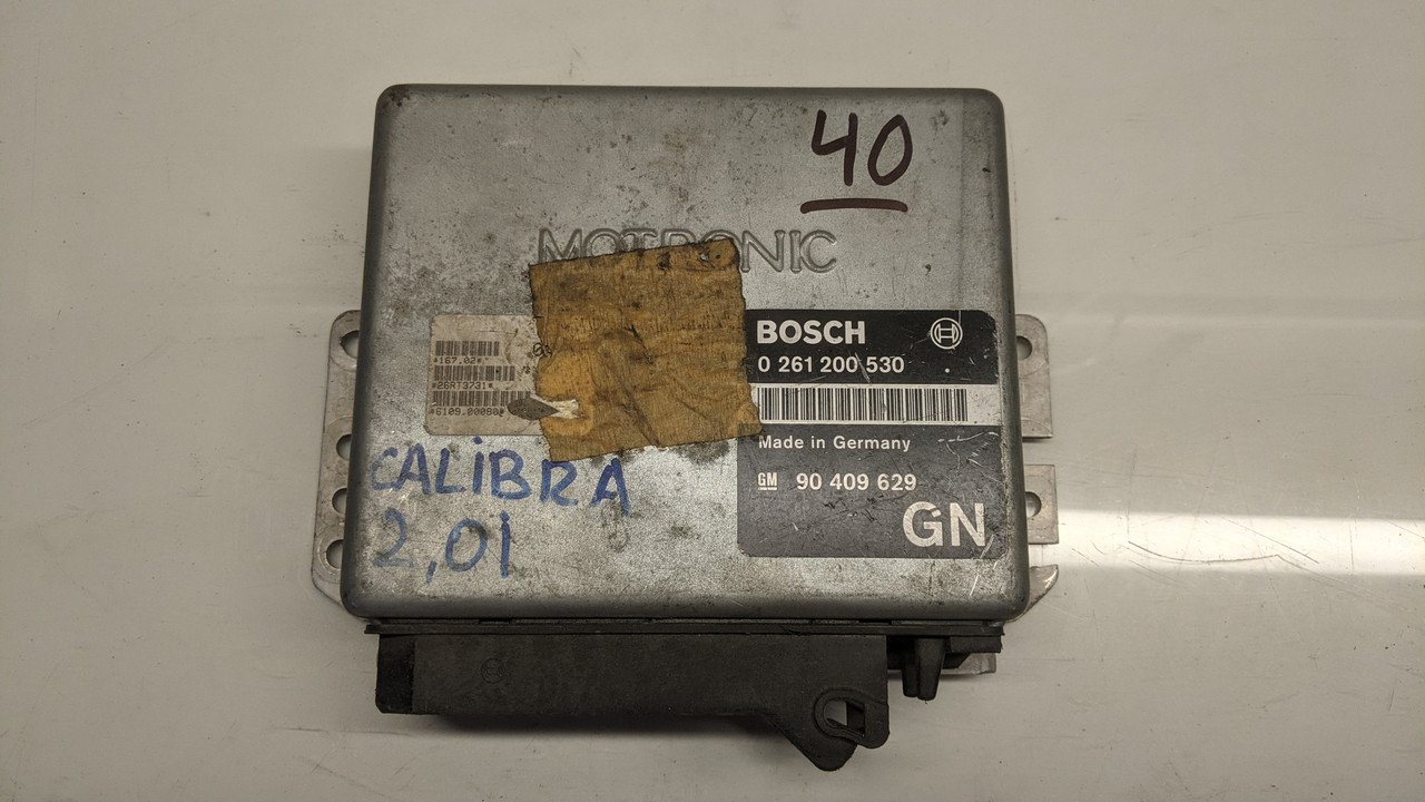Блок управління двигуном Opel Calibra 2.0 №40 0261200530 90409629