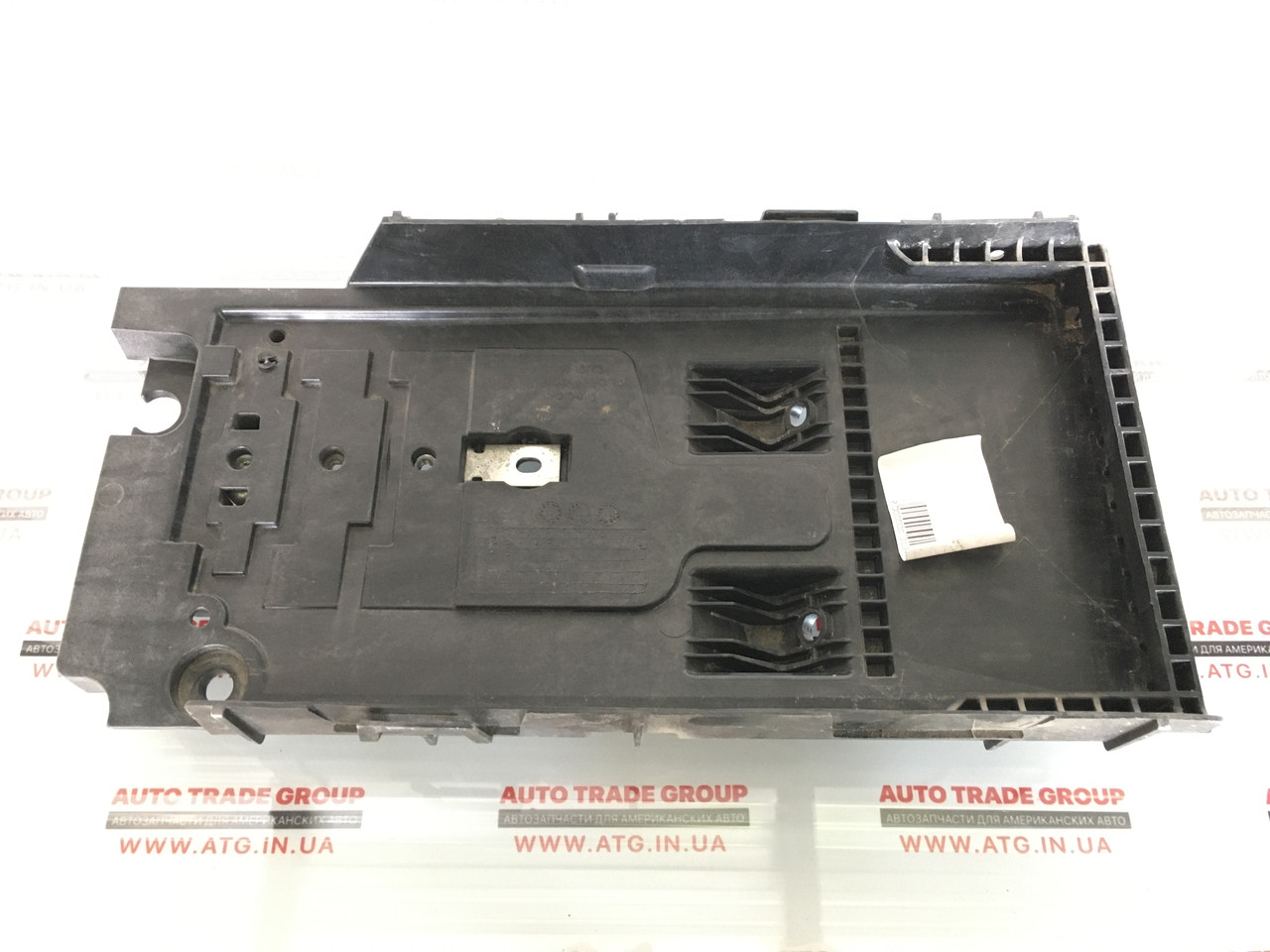 Підставка акумулятора Ford Fusion 2013-2016 оригінал б/у DG93-10663-A