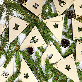 Гірлянда дерев'яна "Прапорці", 10 елементів 100х80мм