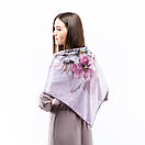 Атласна хустка з квітковим принтом 90х90см Блідо-рожева, фото 4