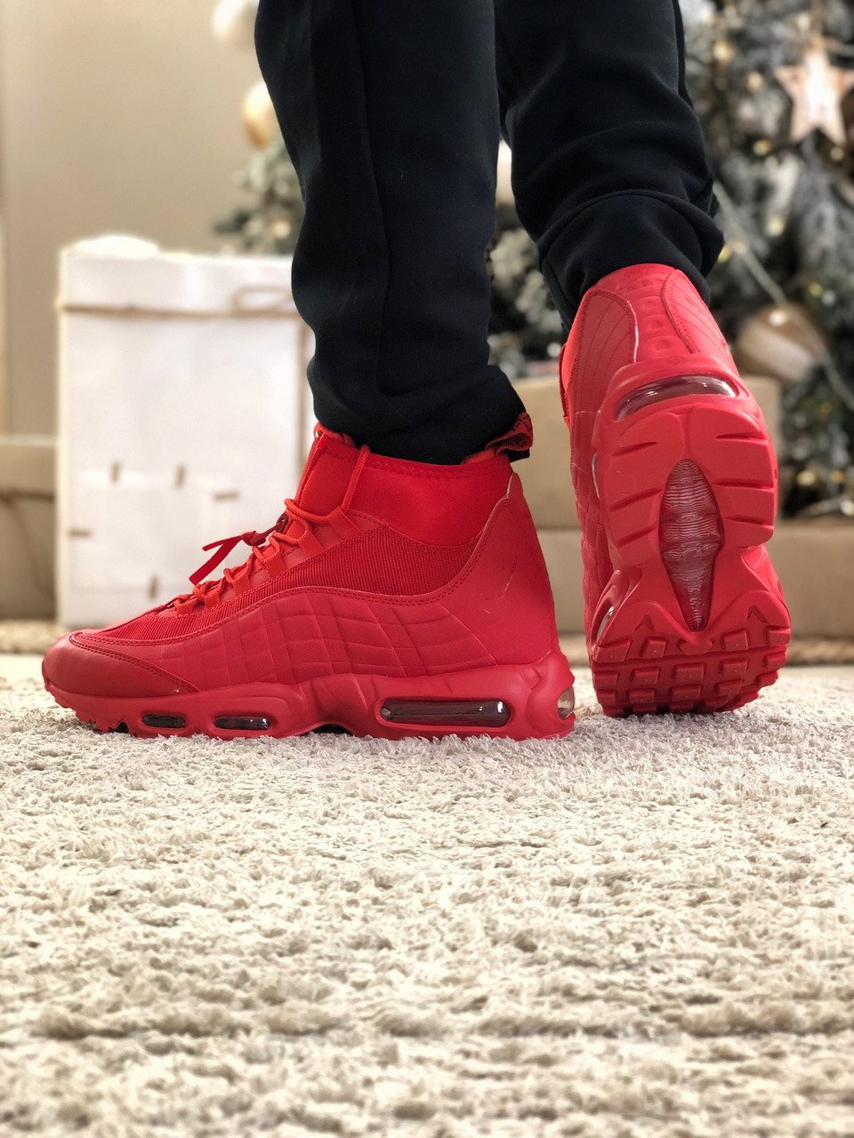 Air maxes hotsell 95 red