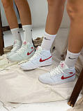 Жіночі кросівки Air Jordan 1 Mid White University Red BQ6472-106, фото 6