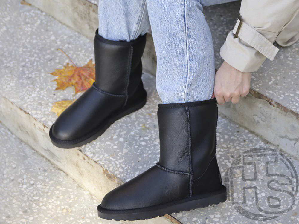 UGG Classic Short Leather Boot Black 1016559