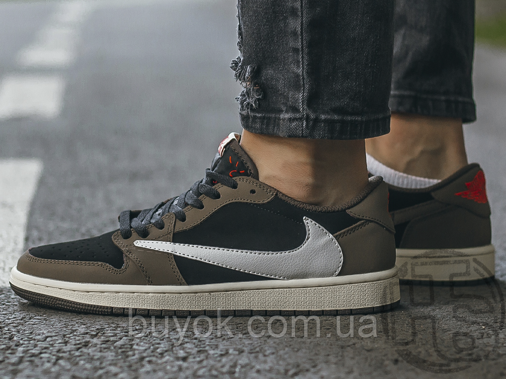 Чоловічі кросівки Air Jordan 1 Retro Low Travis Scott Black/Dark Mocha CD4277-001