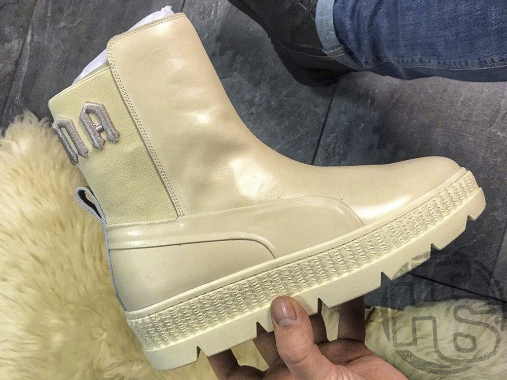 Puma boots top by rihanna