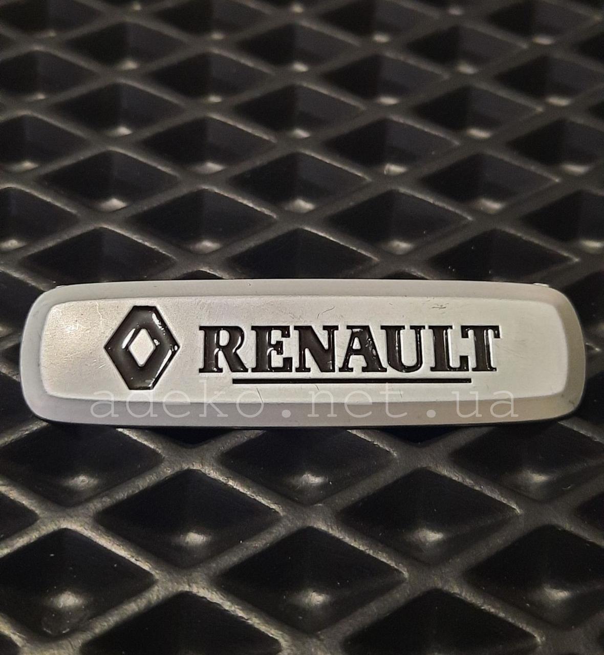 Емблема Renault для автомобільних килимків