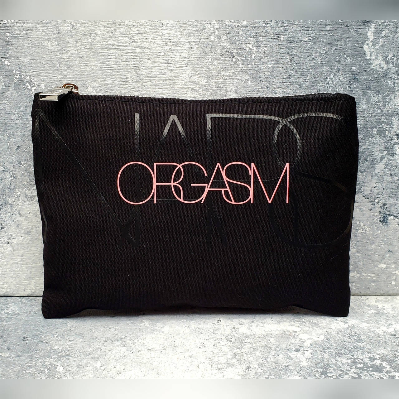

Косметичка Nars