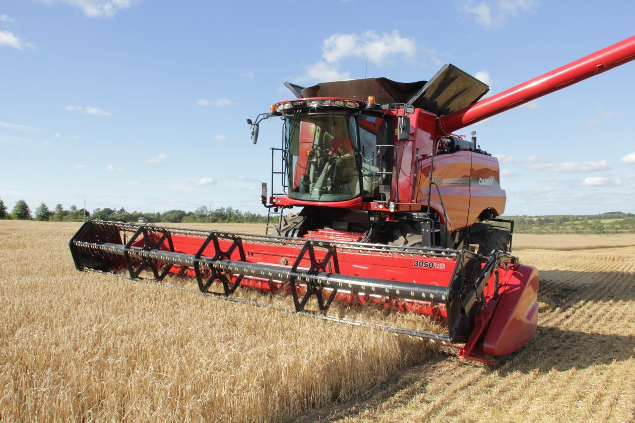 Ремонт и диагностика электросистемы комбайнов и тракторов CASE IH и New Holland - фото 1 - id-p1409296223