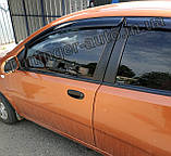 Дефлектори вікон (вітровики) Chevrolet Aveo 1-2 Sed. 2002-2005 (Autoclover/Корея), фото 6