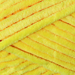 Плюшевая пряжа YarnArt Dolce Ярнарт дольче желтого цвета 761
