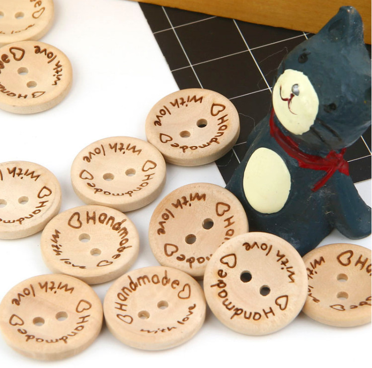 Ґудзик дерев'яний Handmade with love Ø15 мм (упак. 10 шт)