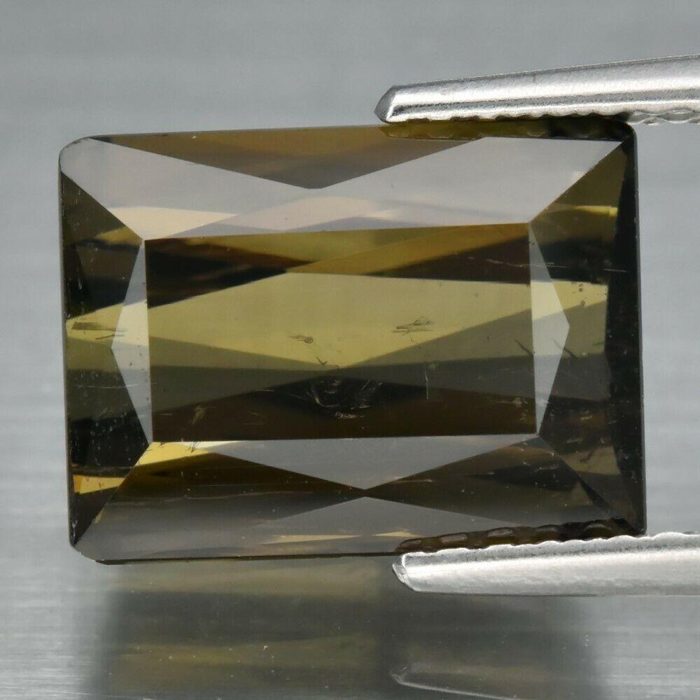 Натуральний турмалін 4.46 ct 10.4 x 7.8 x 6.1 mm