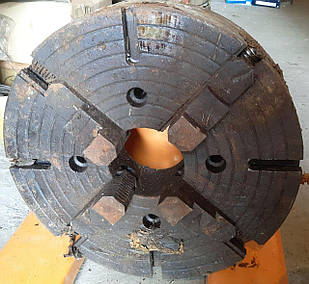 Патрон токарний 7103-0021 ф500 мм планшайба