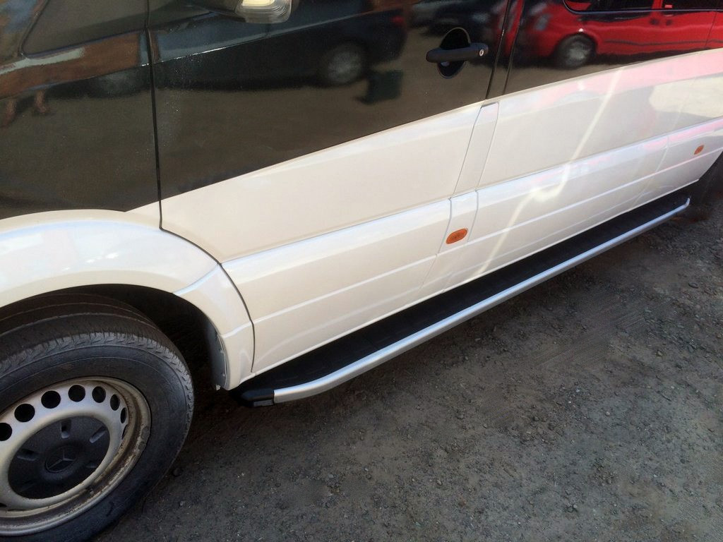 Бокові пороги,підніжки Fullmond (2 шт., алюм) Long/ExtraLong для мод. Volkswagen Crafter 2006-2017рр.