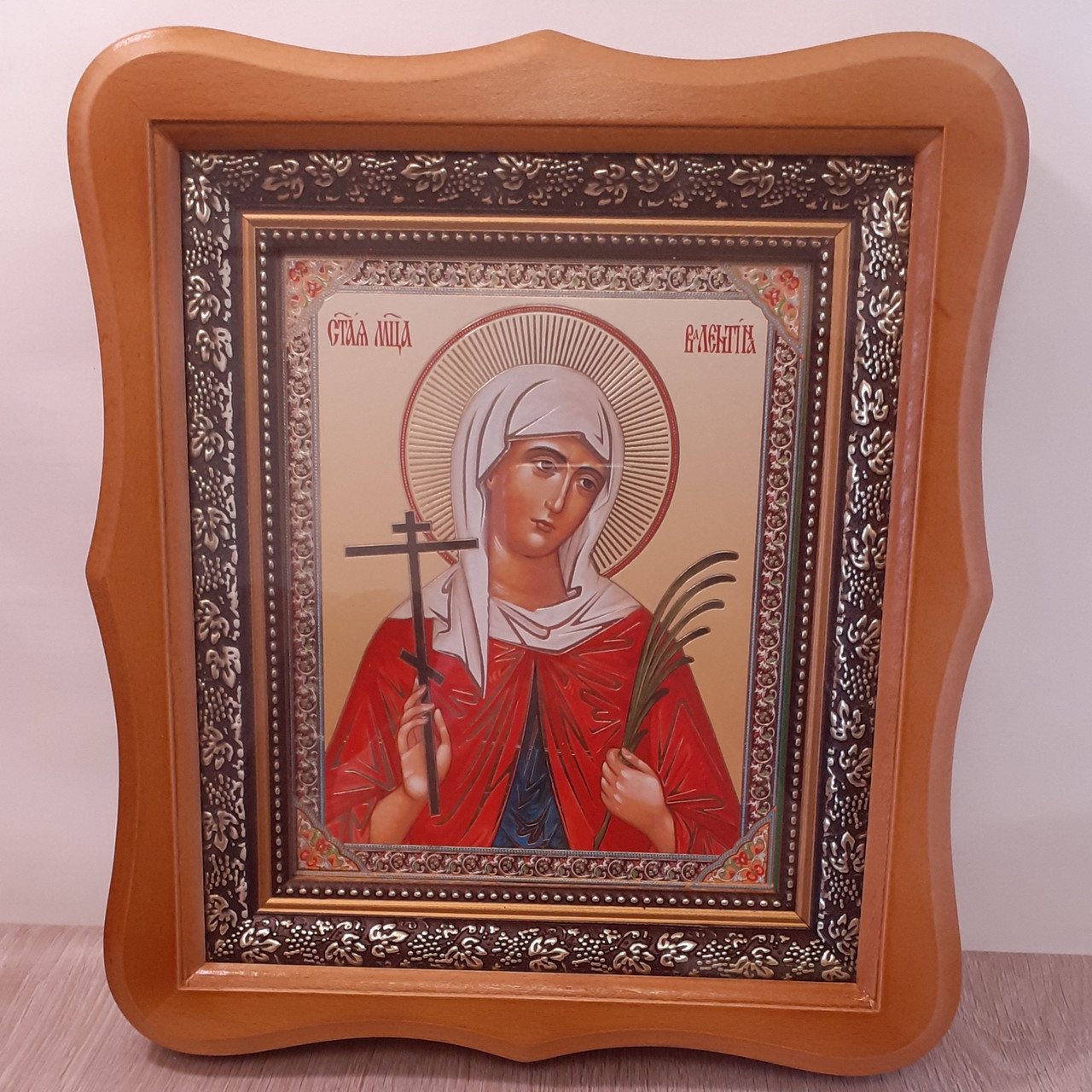 Ікона Валентина свята мучениця, лик 15х18 см, у світлому дерев'яному кіоті