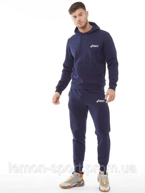 Спортивный костюм Reebok с капюшоном