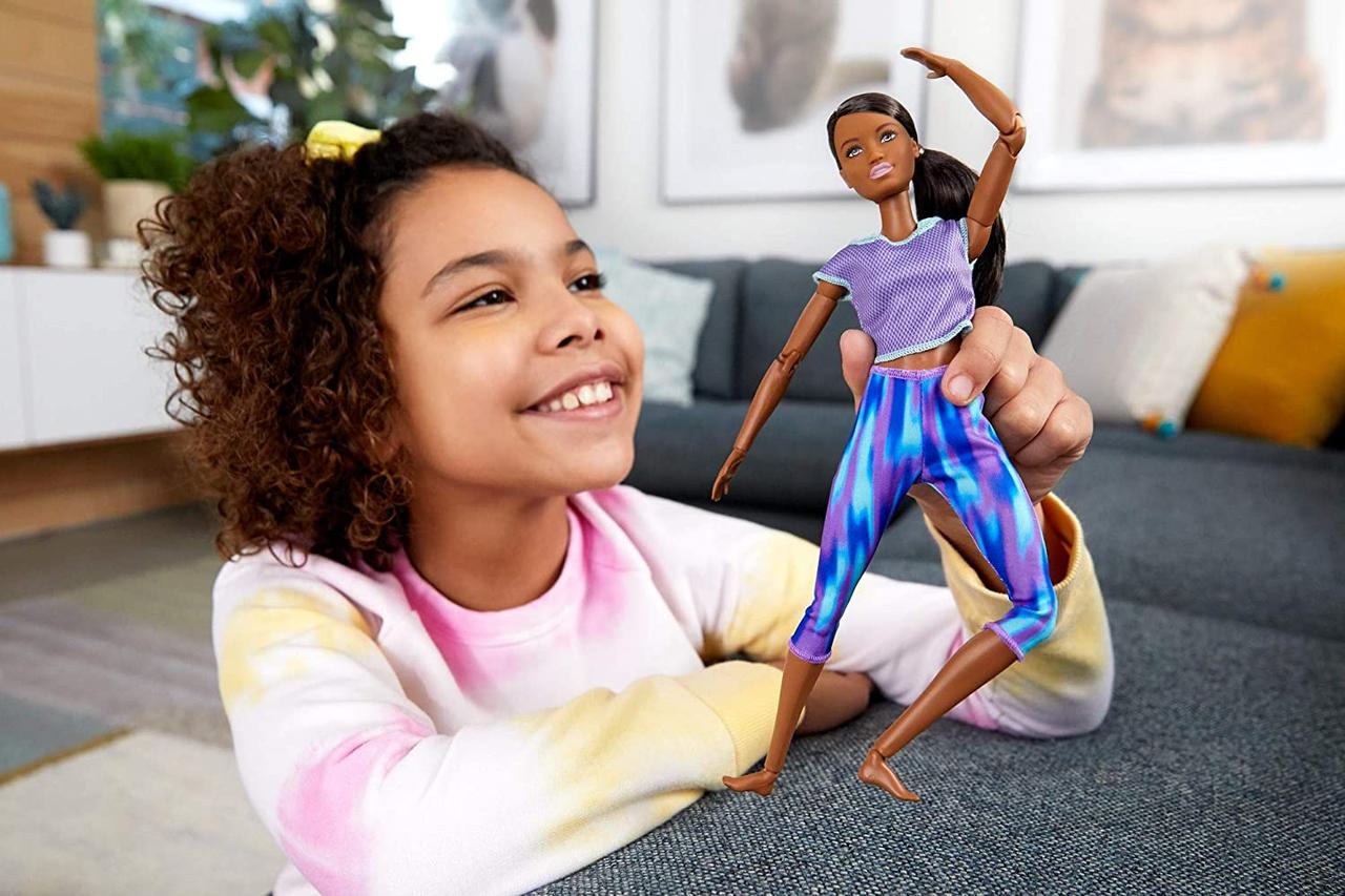 Барбі йога безмежні рухи Barbie Made to Move