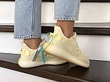 Жіночі спортивні кросівки Adidas Yeezy Boost 350 v2 сітка літні лимонні, фото 4