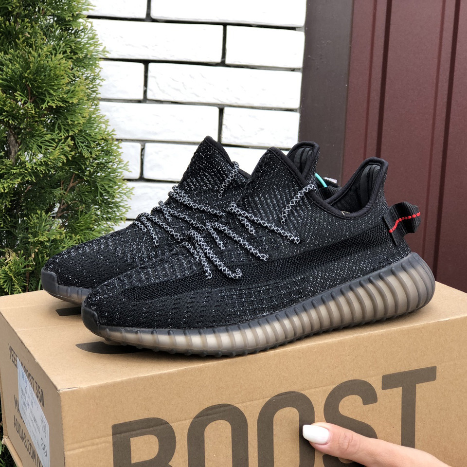 Жіночі літні кросівки Adidas Yeezy Boost 350 v2 сітка демісезонні чорні