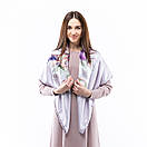 Атласна хустка з квітковим принтом 120х120см Бузкова, фото 3