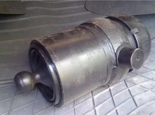 Гідроциліндр причіп ПТС-ГАЗ на бугелях