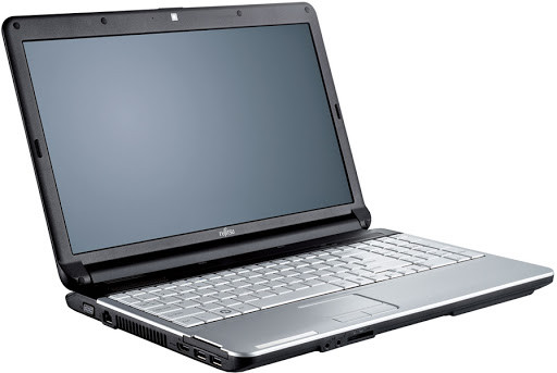 Ноутбук Fujitsu LIFEBOOK A530-Intel Celeron P4600-2.0GHz-4Gb-DDR3-160Gb-HDD-W15.6-Web-DVD-RW-HD-(B-)-Б/В