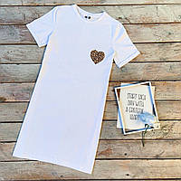 Универсальное белое платье-футболка с принтом "Леопардовое сердце"