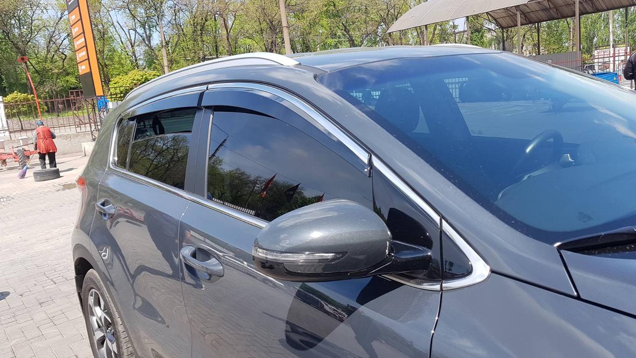 Дефлектори вікон із хром молдингом Kia Sportage 4 (2016-2021) з хромом молдингом неірж, фото 1