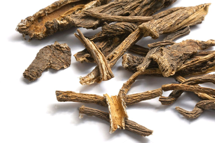 Окопник лекарственный (Живокост) корень сушеный 1 кг, PL, цена 609 грн ...