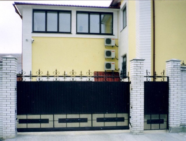 Ворота відкатні, комбіновані