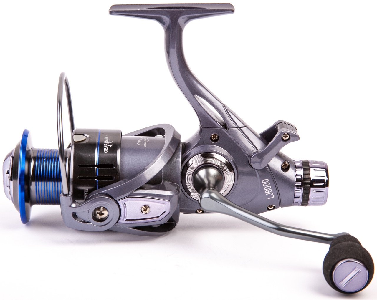 Коропова котушка з бейтранером Feima LJ 4000