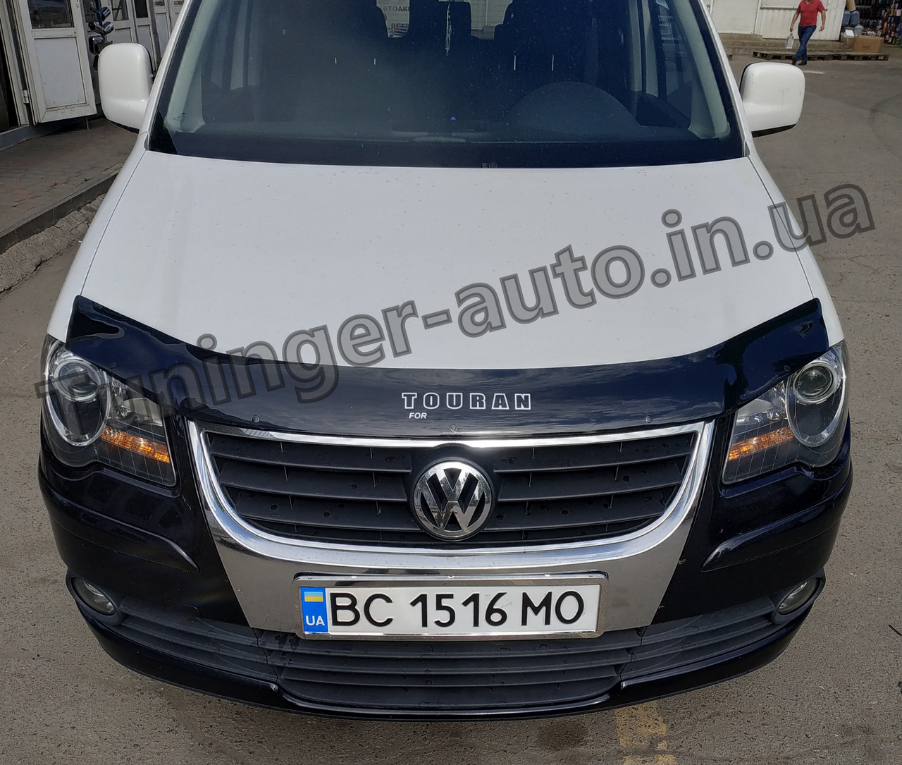 Дефлектор капота, мухобойка Volkswagen Touran 2007-2010 (Vip), фото 1