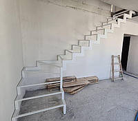 Поворотная лестница в квартиру, для дачи и дома