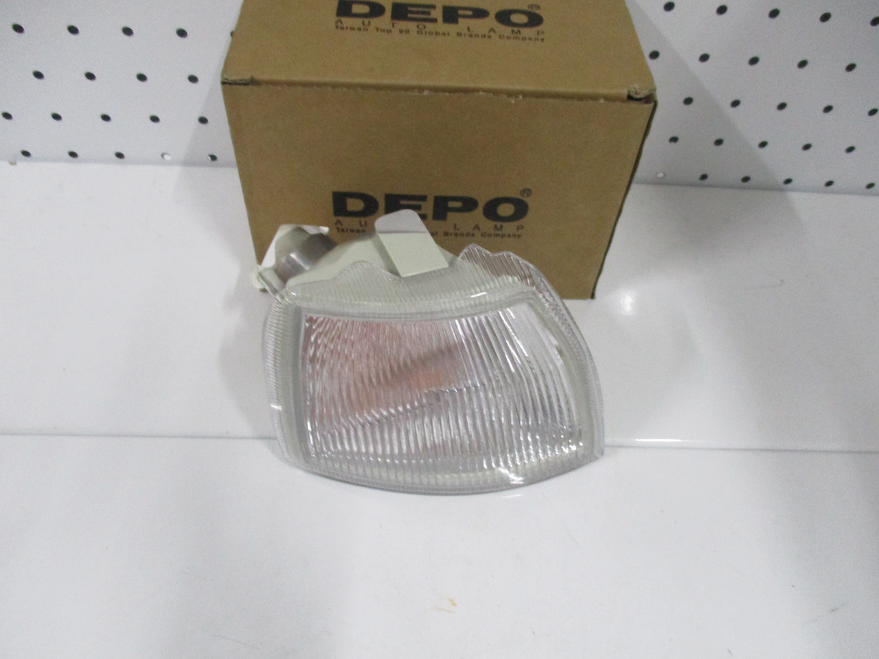 Покажчик повороту правий білий DEPO 442-1501R-UE OPEL VECTRA